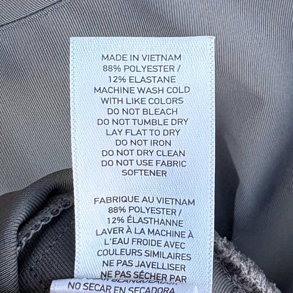 Rhone Essentials Performance Long Sleeve Crewneck… - image 5